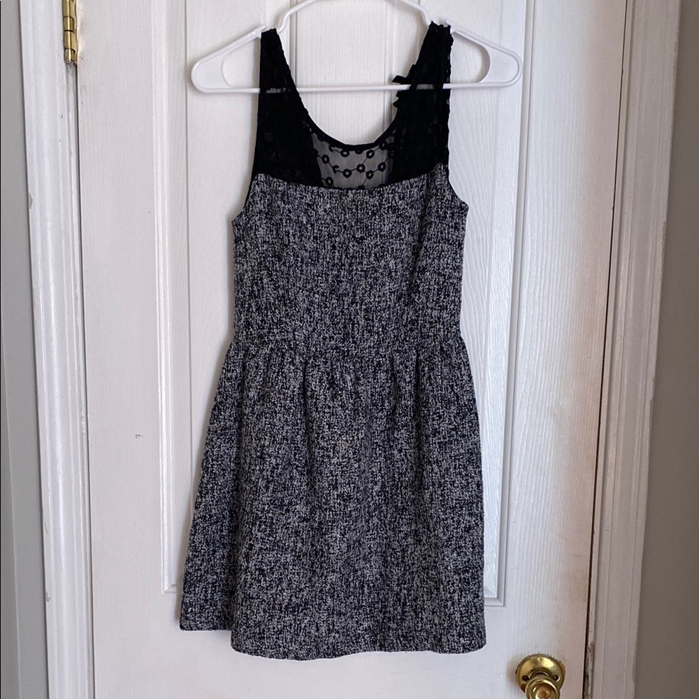 Women’s black and white dress